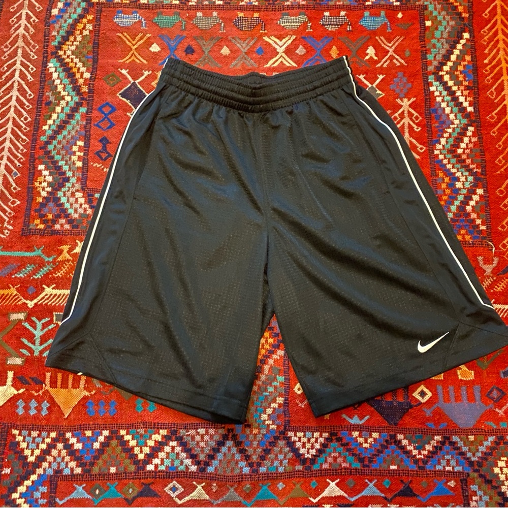 NWOT | Nike Men's Black and White Athletic Shorts